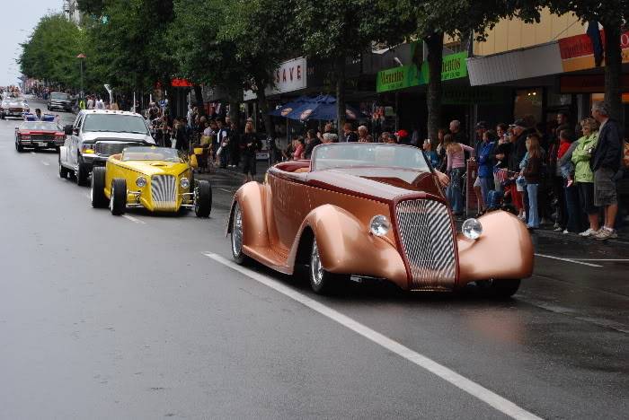 Question about ultra Custom Riddle type cars..