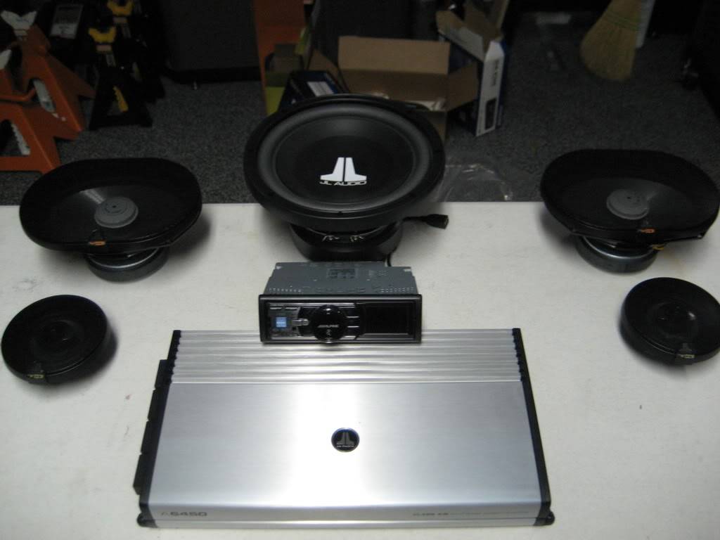 Help me build my stereo system!