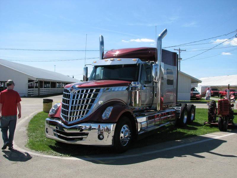 Some Pics From The Springfield Ohio Car Show / Swap Meet PIC HEAVY