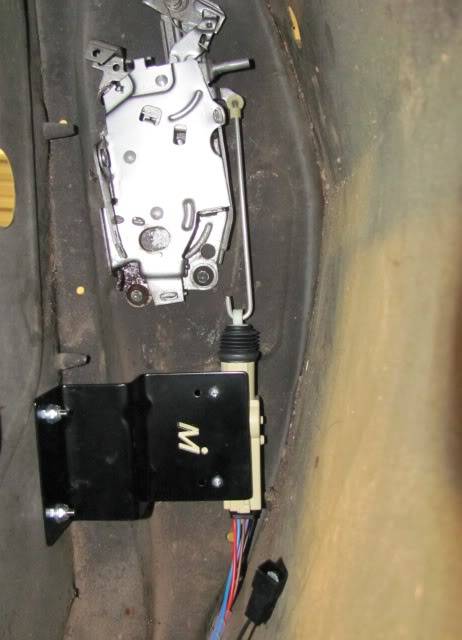 69-72 chevrolet camaro  door  lock kit