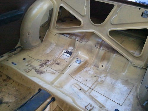 Project Flying Moose 78' Volvo 242 - Page 2