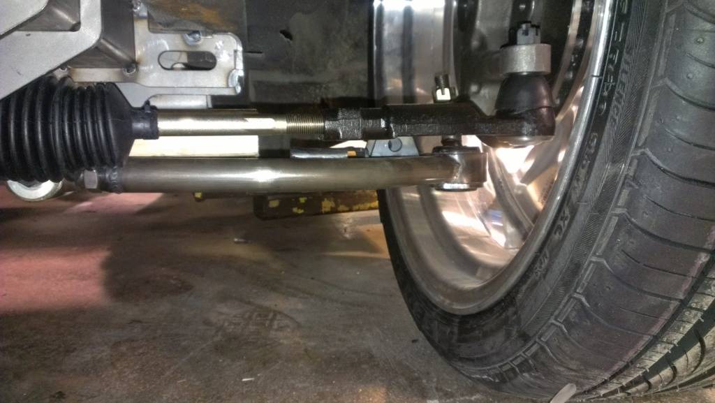 How does this tie rod / control arm geometry look