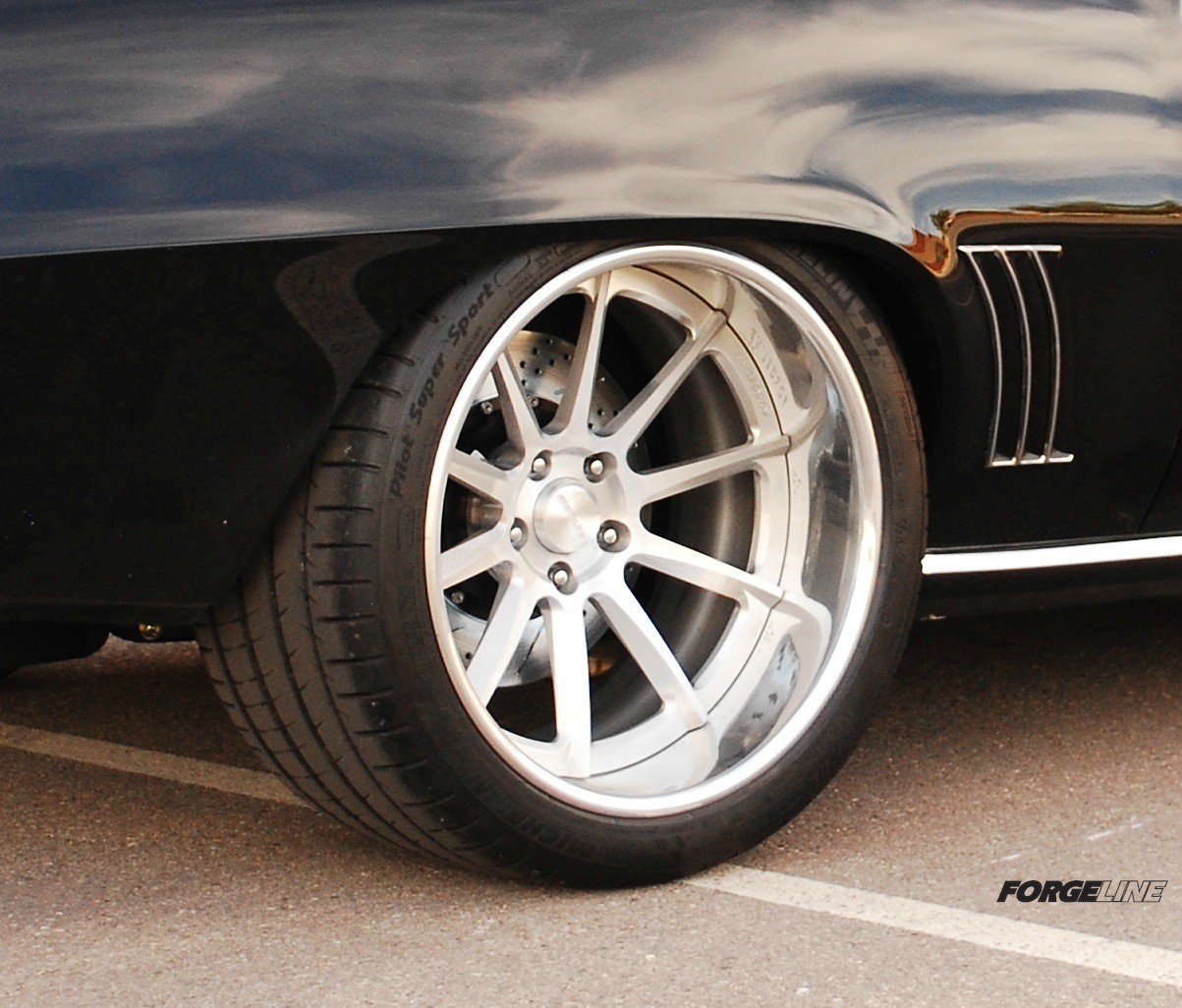 Speedtech �69 Camaro on 19/20inch RB3C Wheels