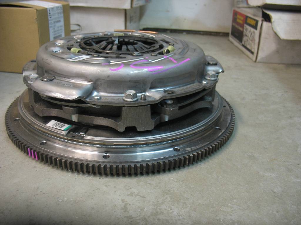FS Brand New LSA Twin Disc clutch/flywheel