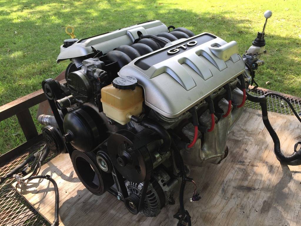 04 GTO 5.7L LS1 / 6 SPEED COMPLETE MOTOR, TRANS, HARNESS & COMPUTER