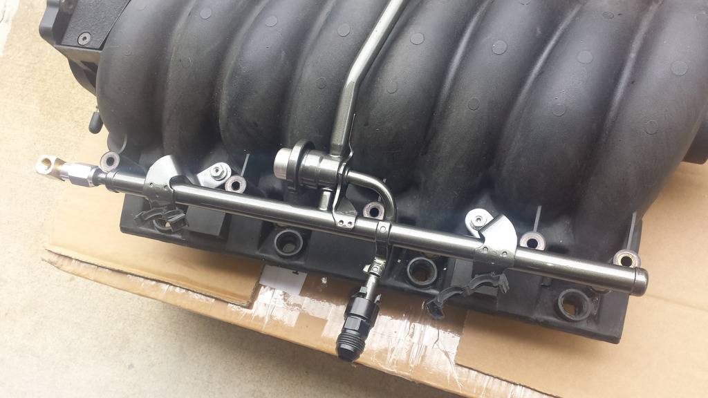 LS1 intake, injectors, and fuel rail FS