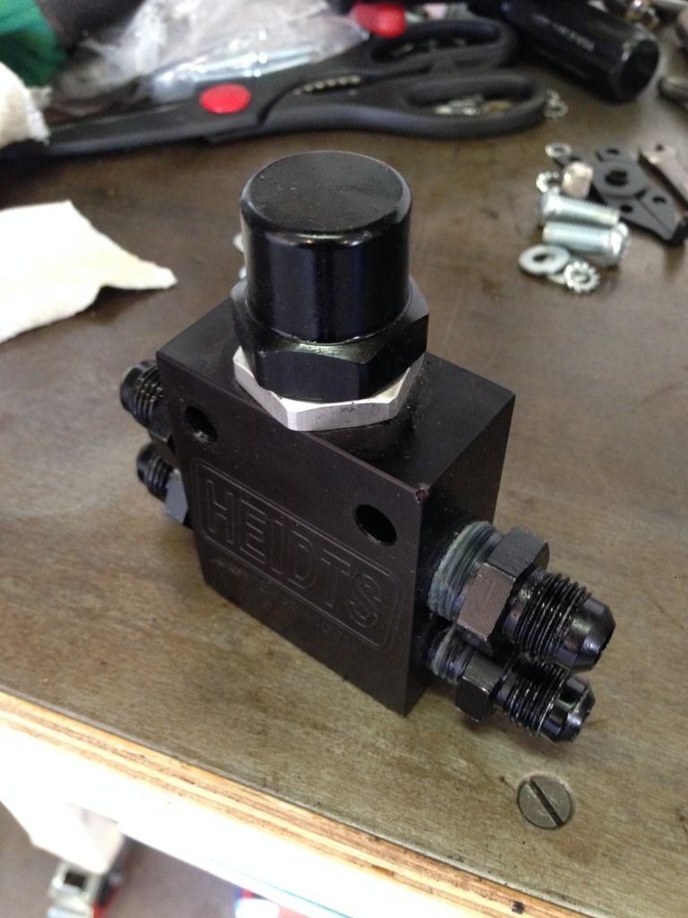 Heidts adjustable power steering valve